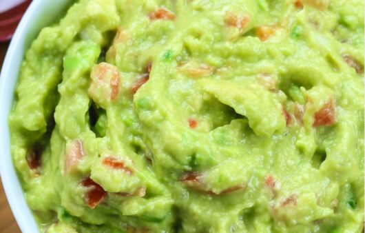 autentické avokádové guacamole