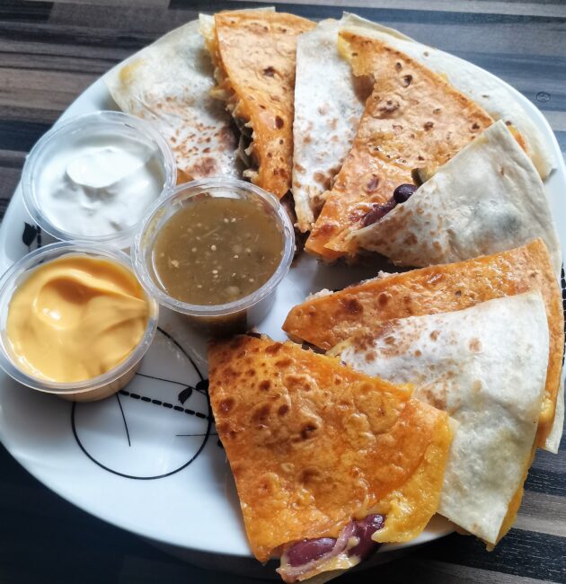 Kuřecí quesadilla (Quesadilla de Pollo)