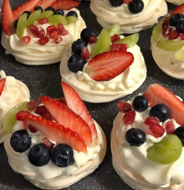 mini Pavlova