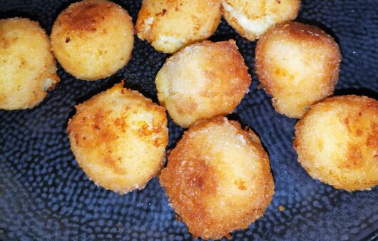 Domácí bramborové krokety se sýrem