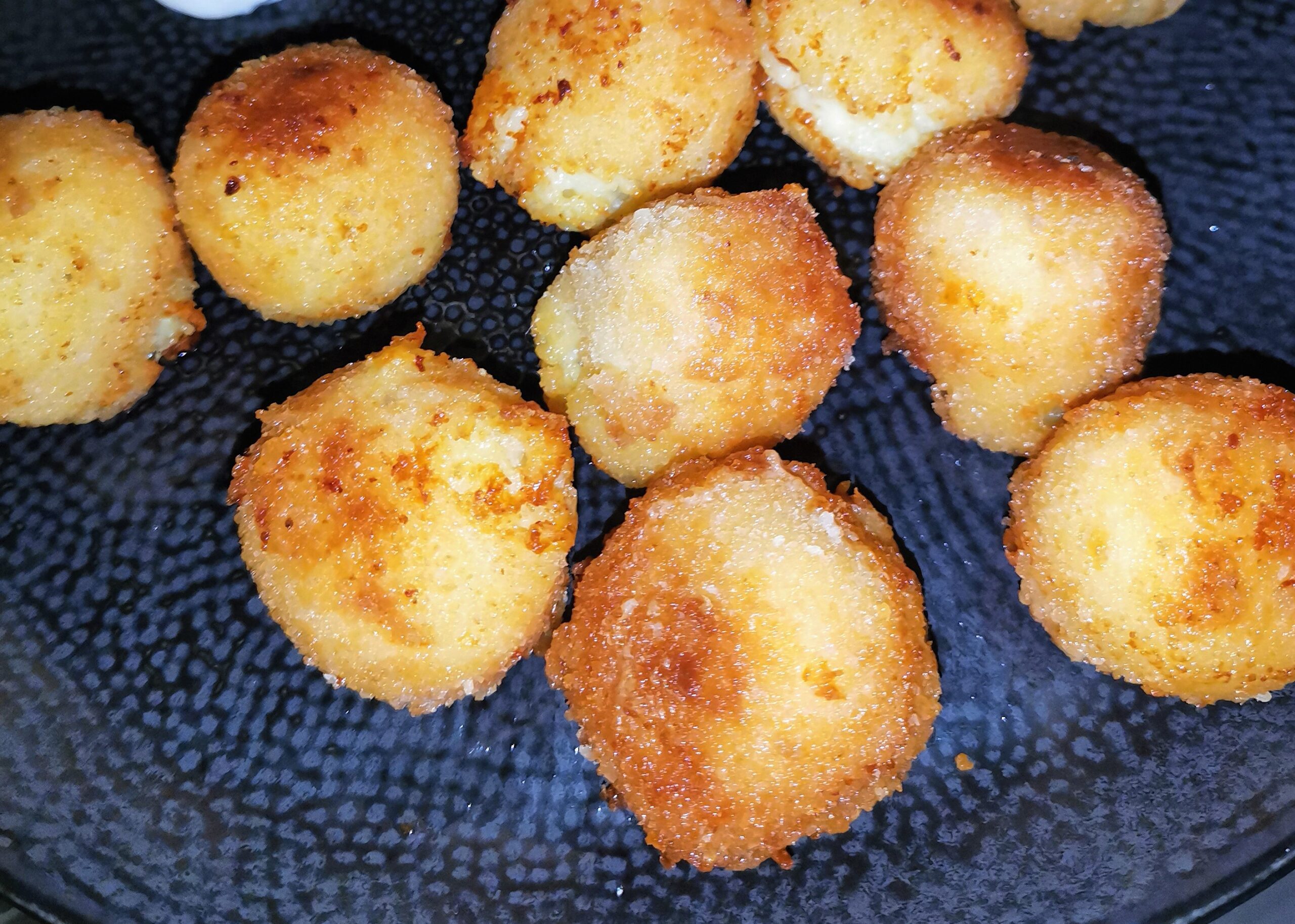 Domácí bramborové krokety se sýrem
