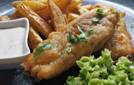 Dokonalé Fish & Chips v těstíčku