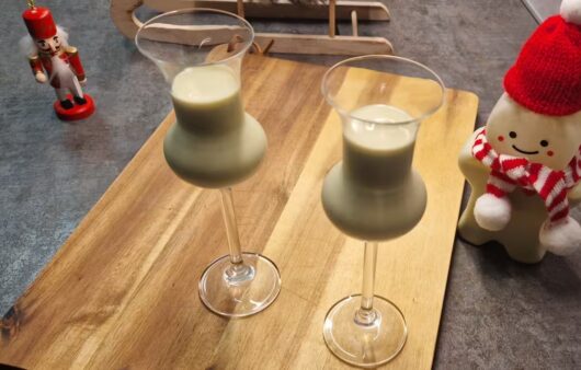 Pistáciový vaječný likér