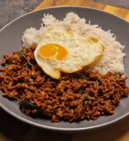 Pad Kra Pao – recept na thajskou specialitu