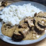 Hovězí na houbách se smetanou