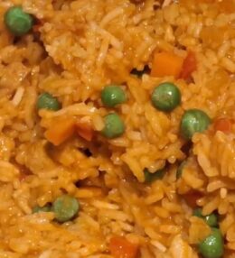 Rizoto s vepřovým masem a zeleninou