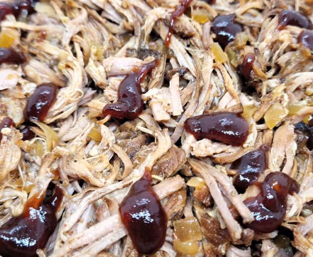 Trhané vepřové maso v troubě