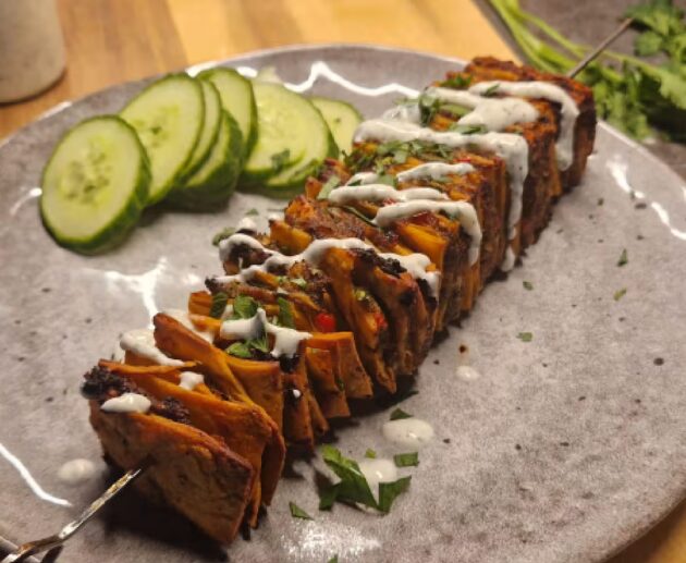 Virální tortilla kebab na špízu
